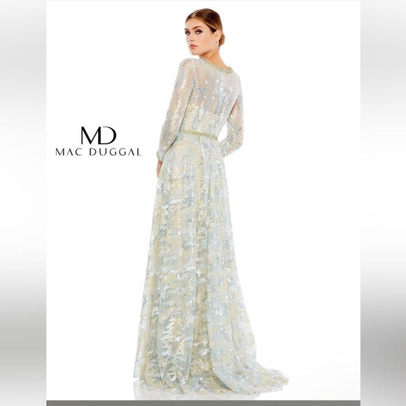 NWT Mac‎ Duggal Jewel Neckline Sequined Lace Evening Gown Platinum Size 12 - Picture 2 of 14